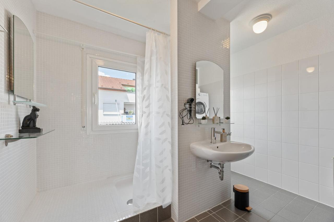 Lemon Suites Hildrizhausen - Ideal Fuer Teams Und Monteure Buitenkant foto